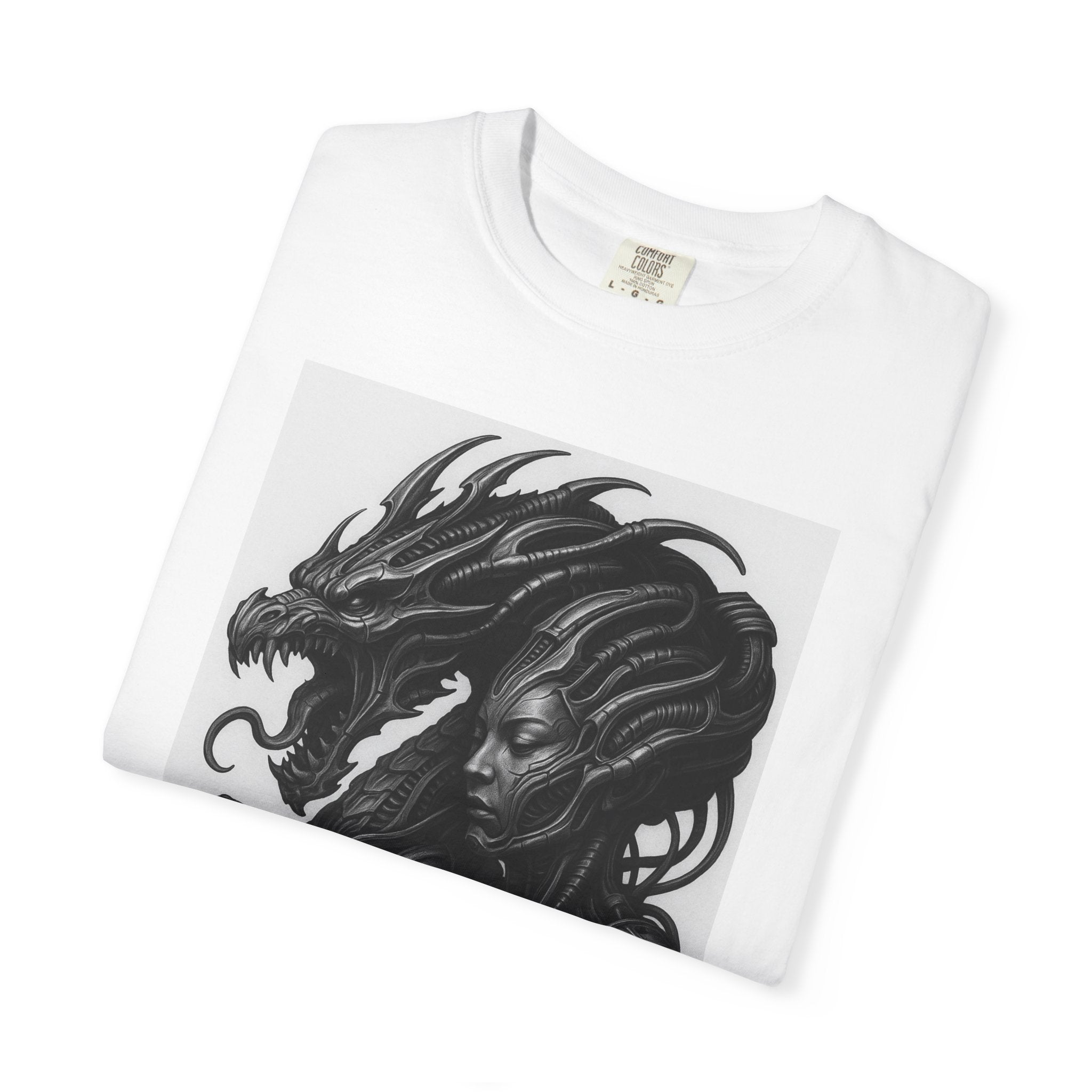 Alien Queen Sci‑Fi T-Shirt — Dark Biomech Art Tee
